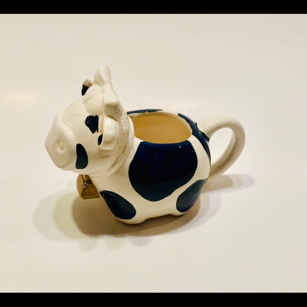 Vintage Milk Pot Cow with Bow ceramic rare